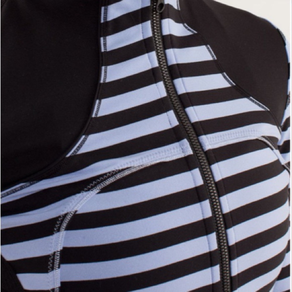 Lululemon Forme Jacket - Picture 12 of 12